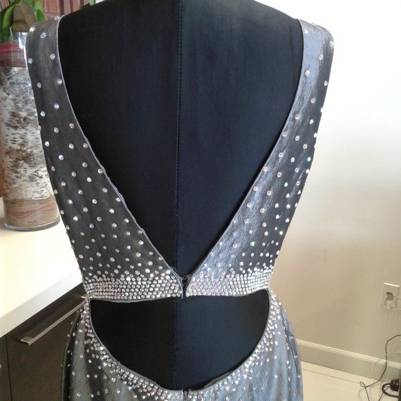 Jovani 33072 - Picture 4 of 4